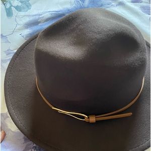 Minimalist Fedora hat cocoa brown